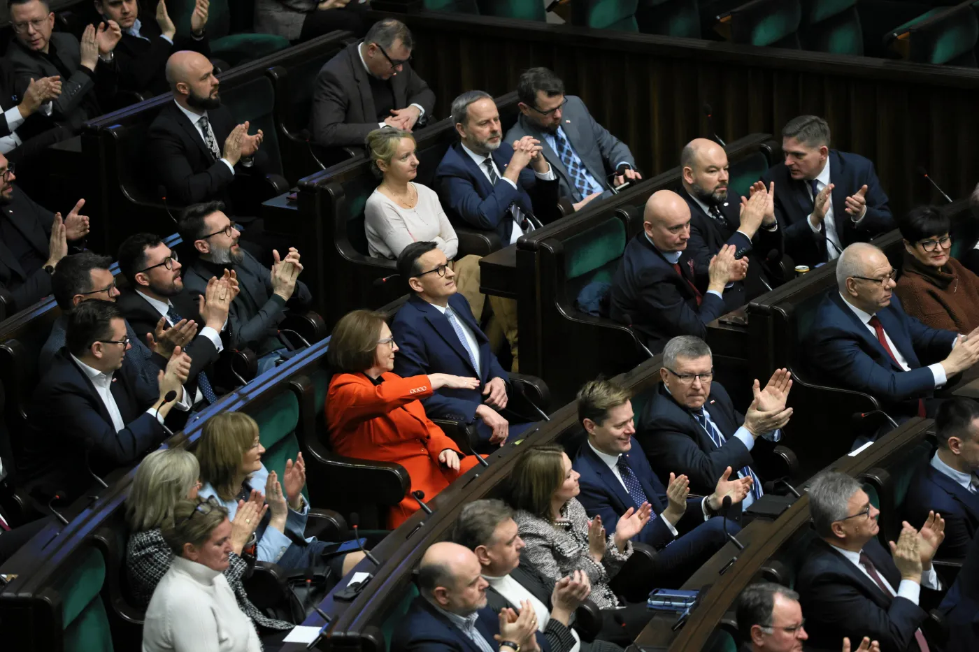 Partia Morawieckiego mogłaby zburzyć układ w Sejmie. Najnowszy sondaż