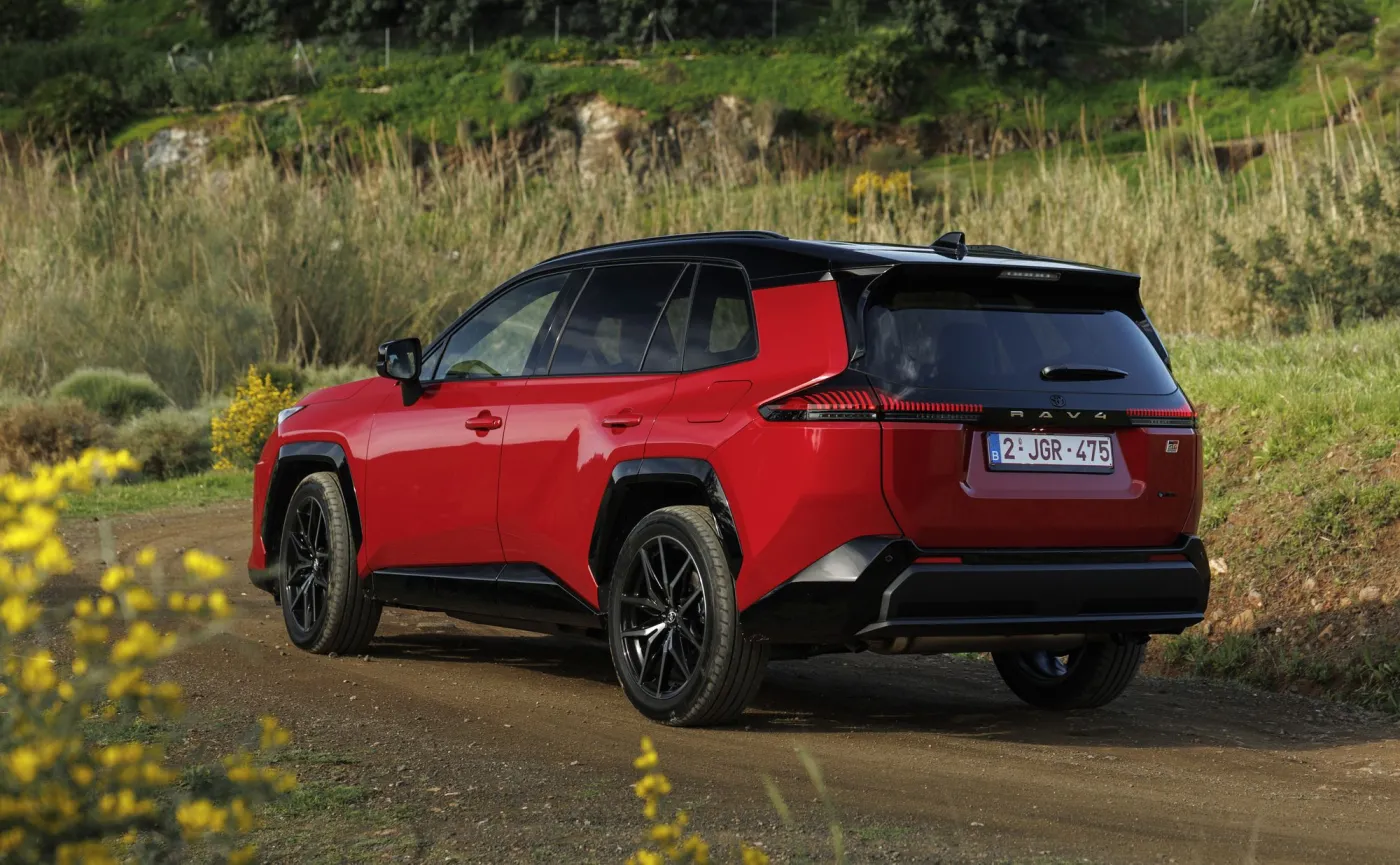 Nowa Toyota RAV4