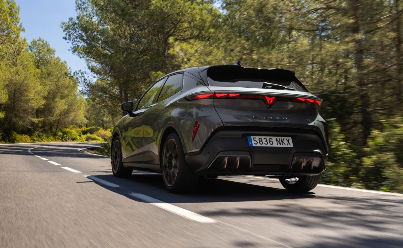 Nowa Cupra Raval