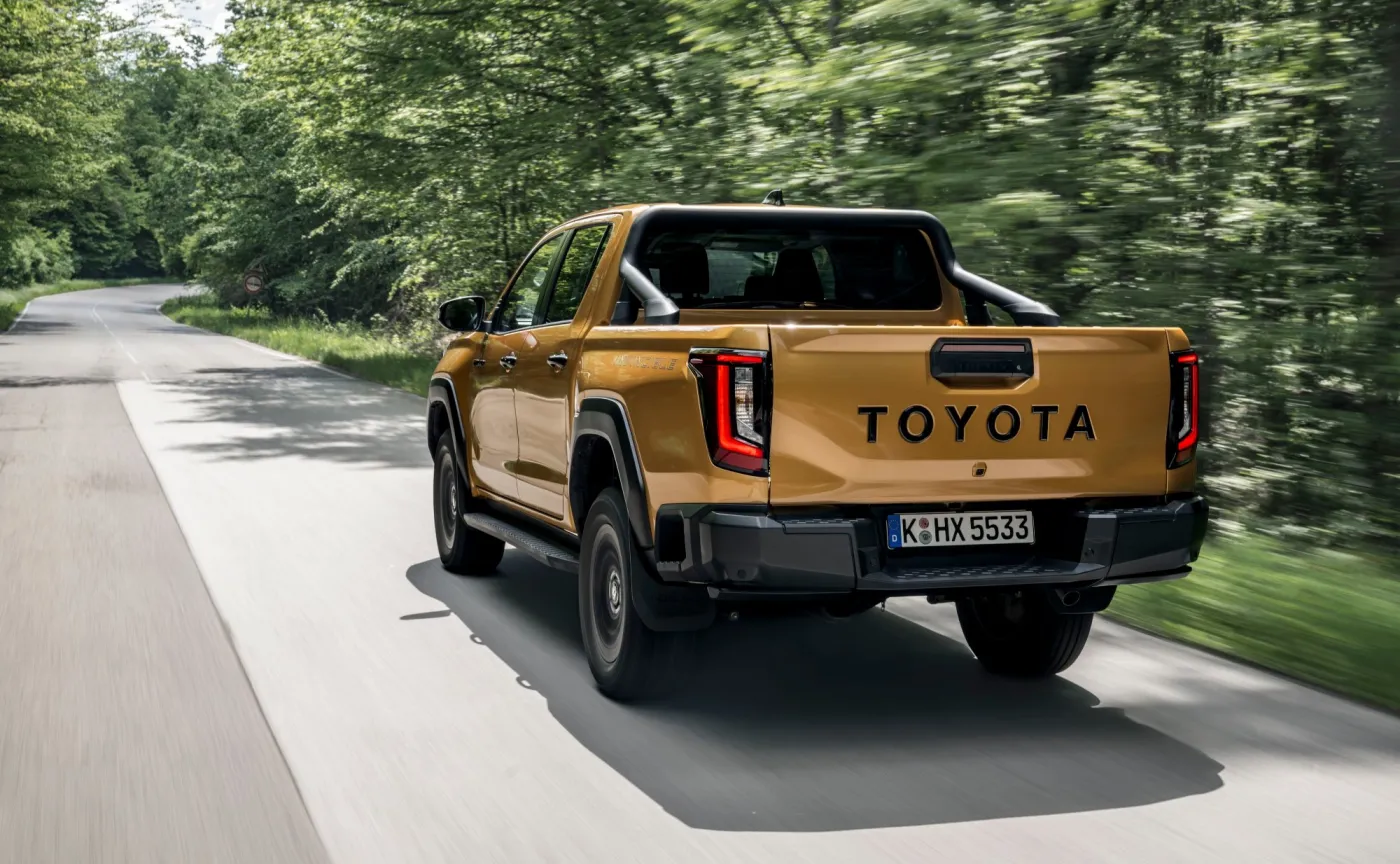 Nowa Toyota Hilux
