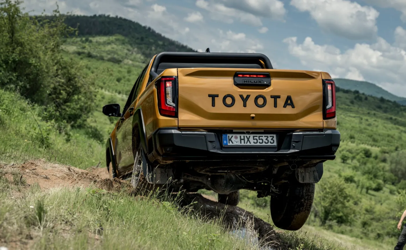 Nowa Toyota Hilux