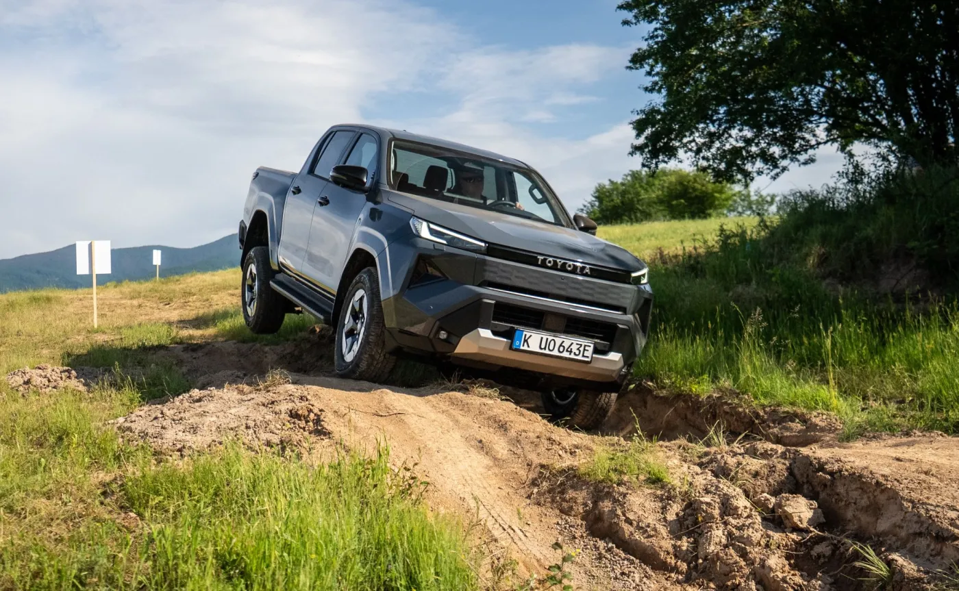 Nowa Toyota Hilux
