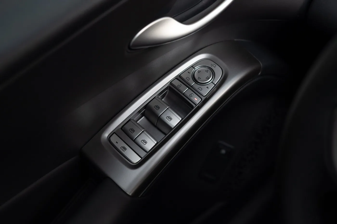 BYD Dolphin G DM-i