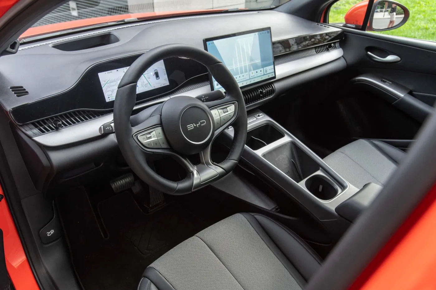 BYD Dolphin G DM-i