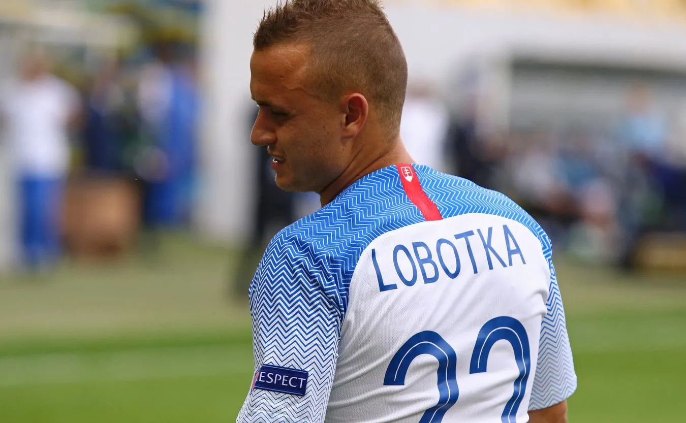 Liga włoska: Milik i Zieliński zagrają z reprezentantem Słowacji