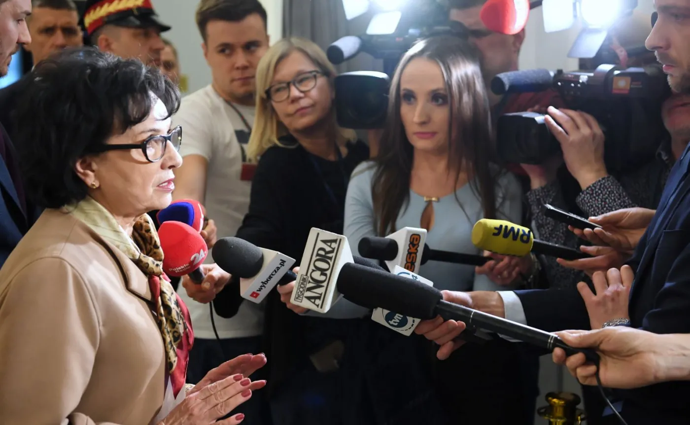 45 tys. zł nagrody dla szefowej Kancelarii Sejmu. Witek: Wyjątkowo ciężka praca