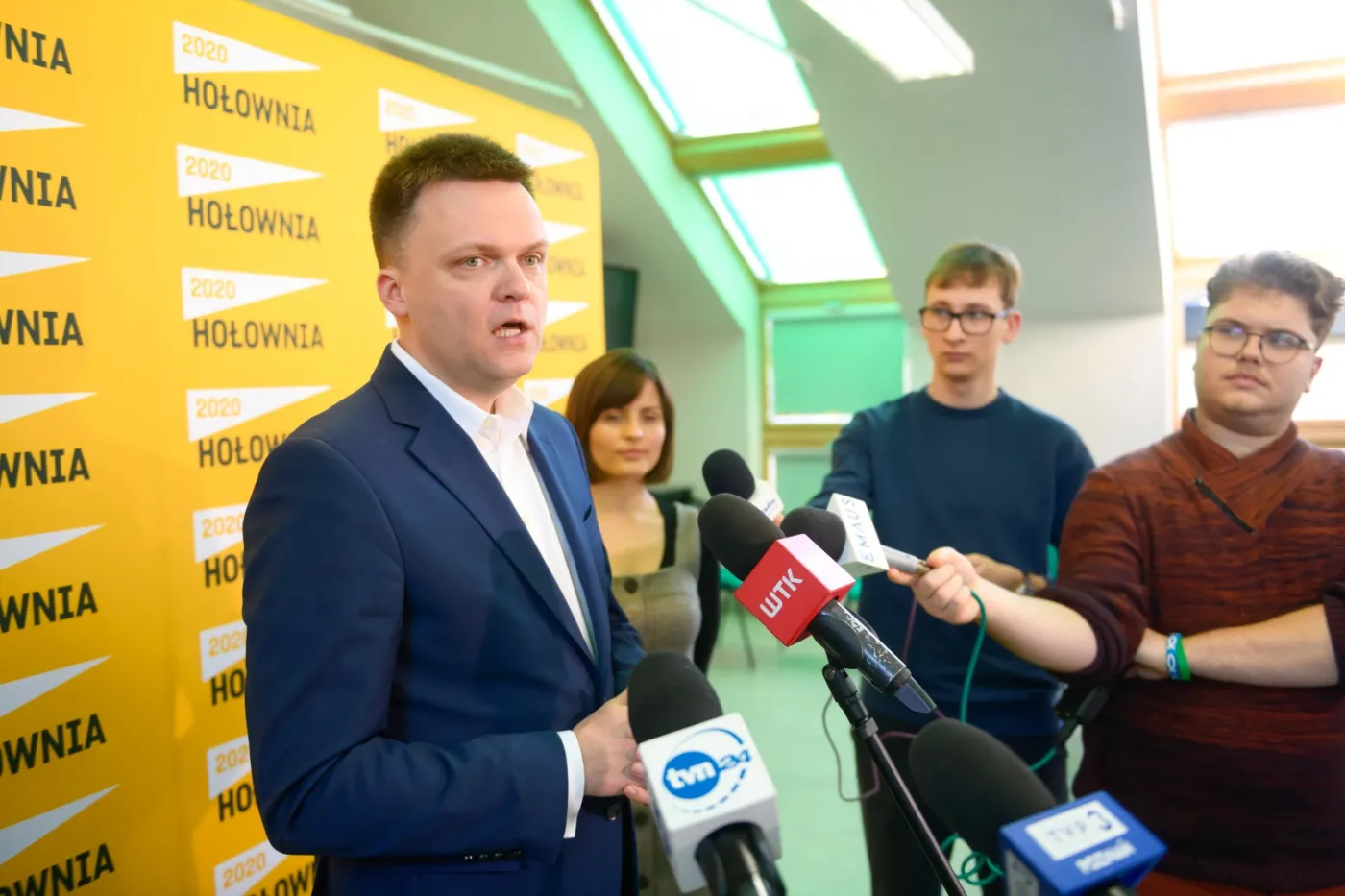Apel Hołowni do biskupów: Potrzebujemy zdrowego rozsądku