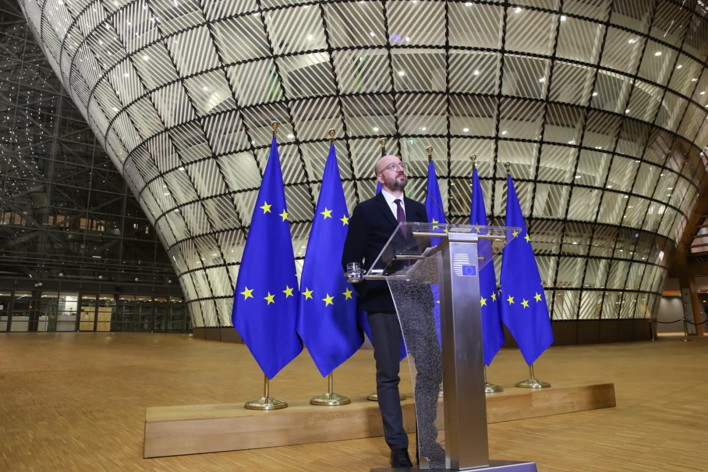 Przywódcy UE podzieleni w sprawie reakcji na pandemię koronawirusa
