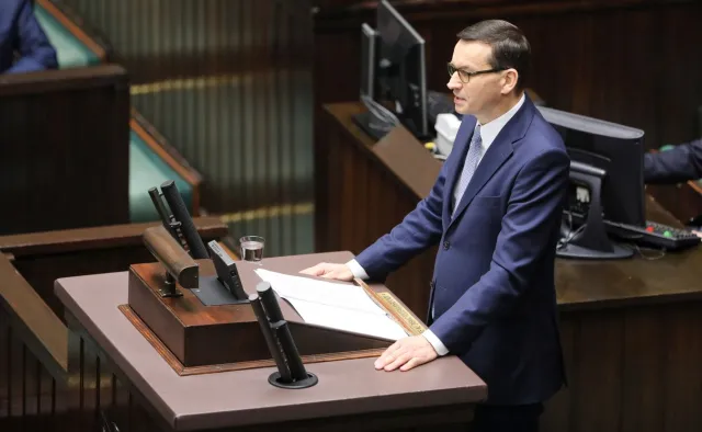 Debata w Sejmie po wystąpieniu premiera. Opozycja ostro krytykuje szefa rządu