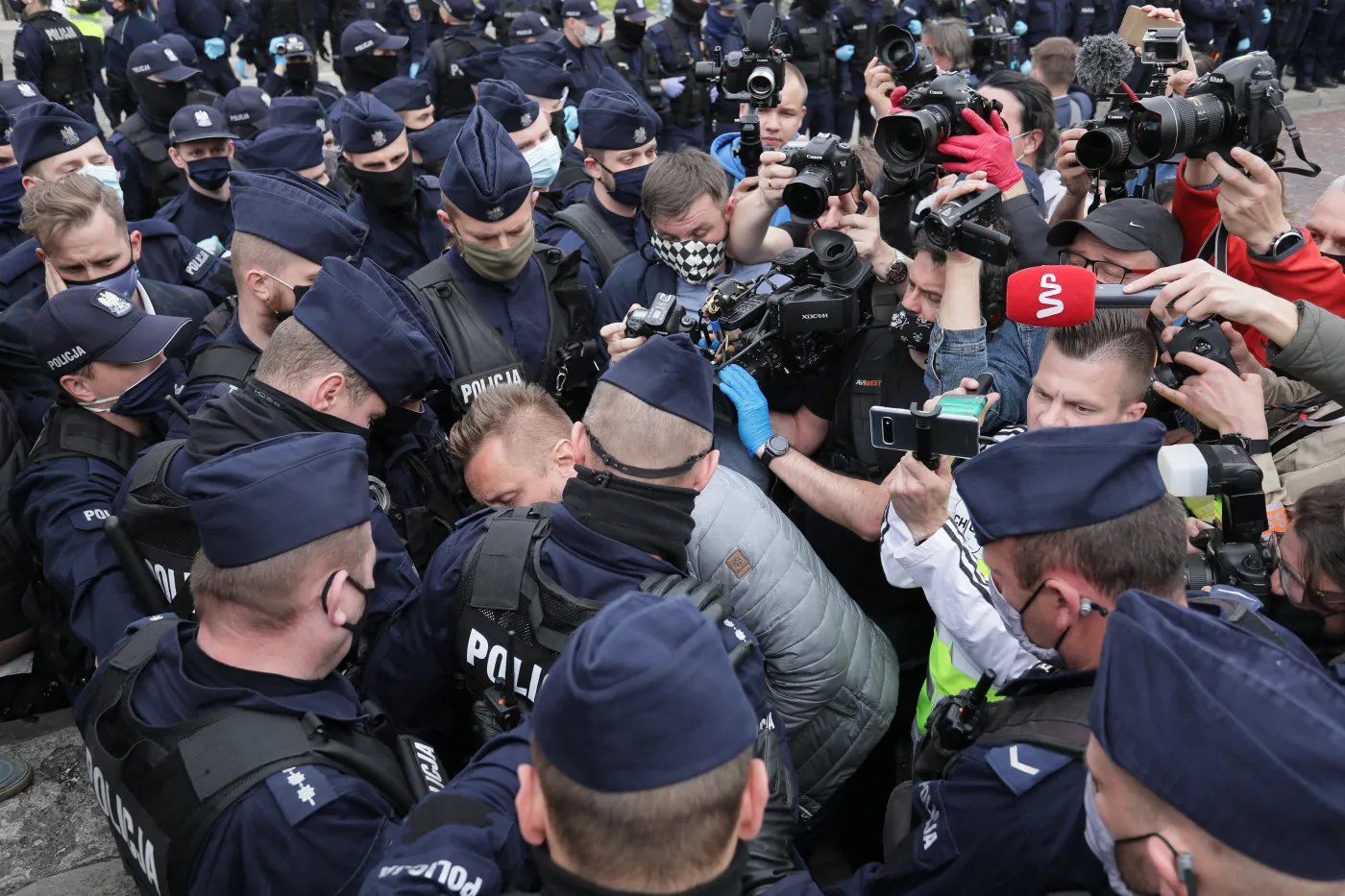 Nadciąga fala protestów. Strajkować będą pocztowcy, stewardessy, pracownicy socjalni