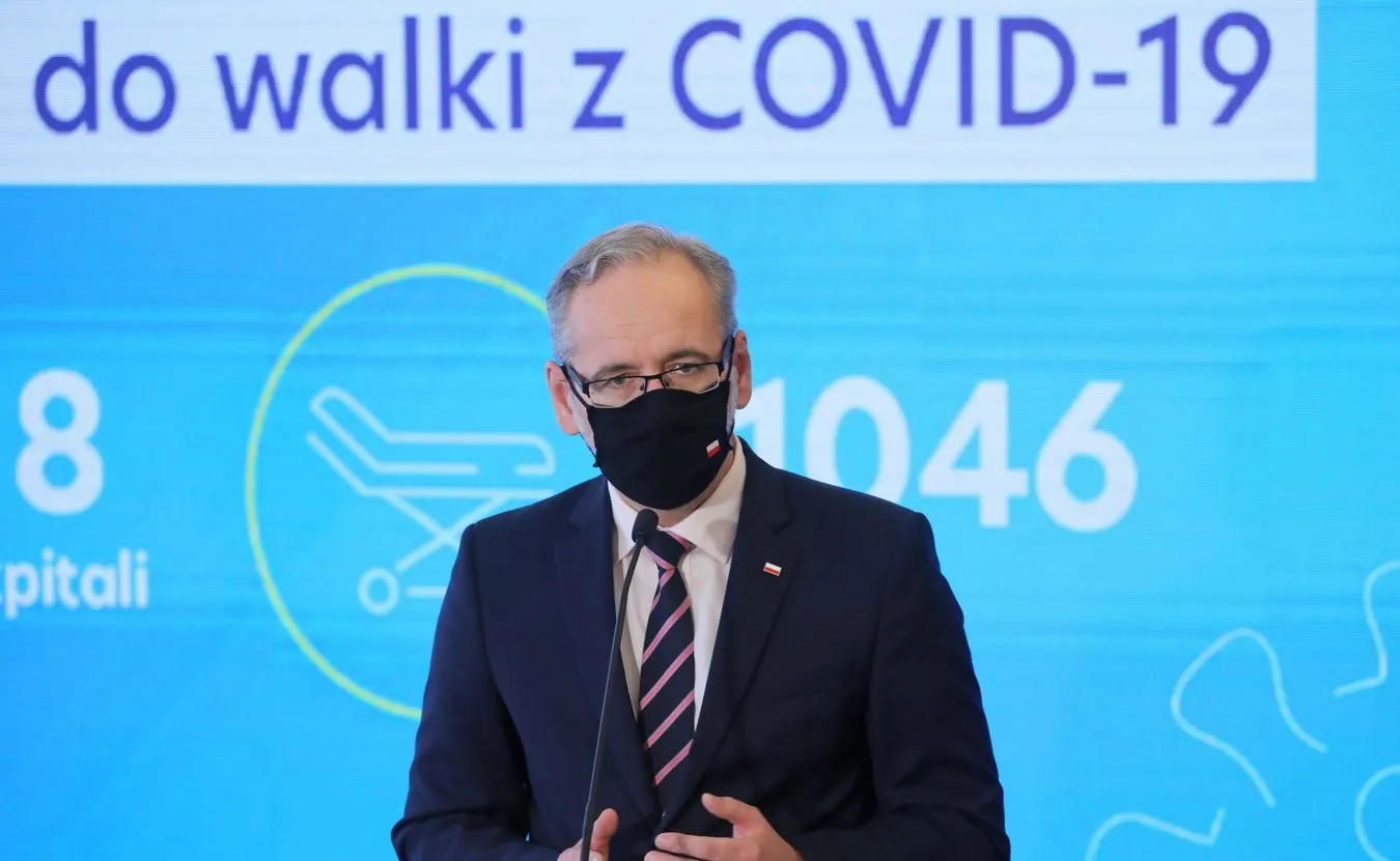 Czerwona strefa w całej Polsce. Niedzielski: W sobotę nawet 15 tys. nowych zakażeń koronawirusem