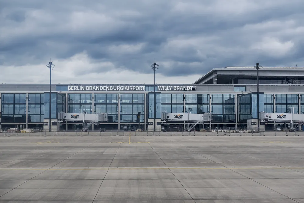 Zamiast 2 mld, zapłacili 5 mld euro. Berlin Brandenburg - kłopotliwe lotnisko Niemiec