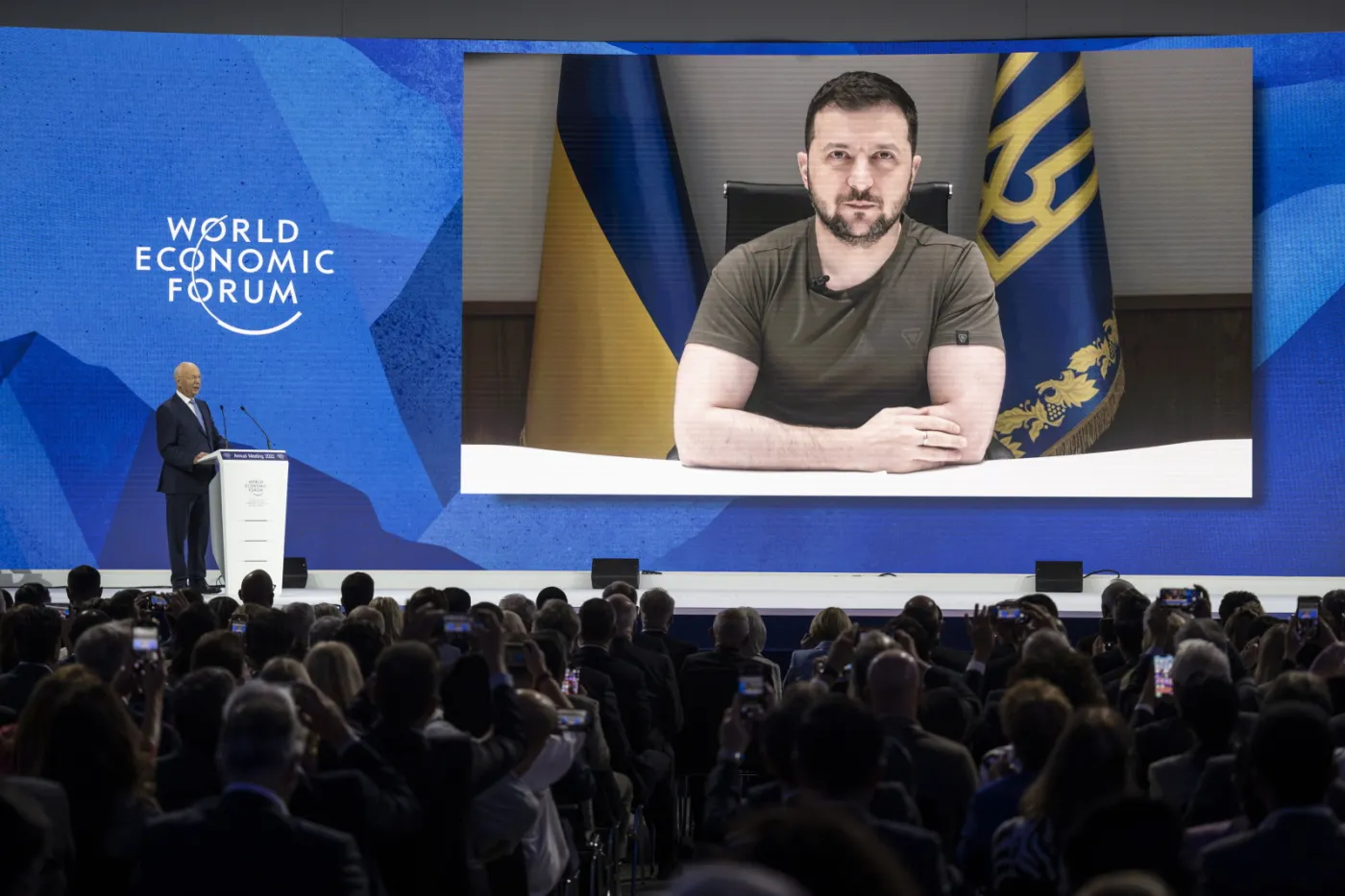 Zełenski do uczestników Forum w Davos: Należy całkowicie zaprzestać handlu z Rosją