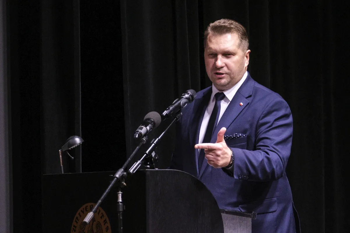 Czarnek: Stawiamy tamę rewolucjonistom, którzy chcieli przejść z rewolucją kulturową przez szkoły
