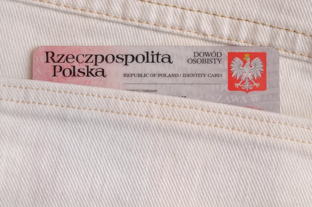E-dowód bez przetargu, czyli pomyłka na stronie