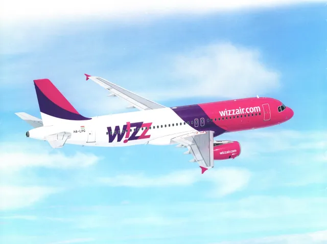 WizzAir apeluje o ograniczenie podwyżek opłat terminalowych i trasowych