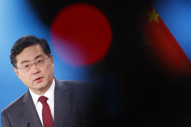 Chiny reagują na zapowiedzi ewentualnych sankcji UE: Podejmiemy działania odwetowe