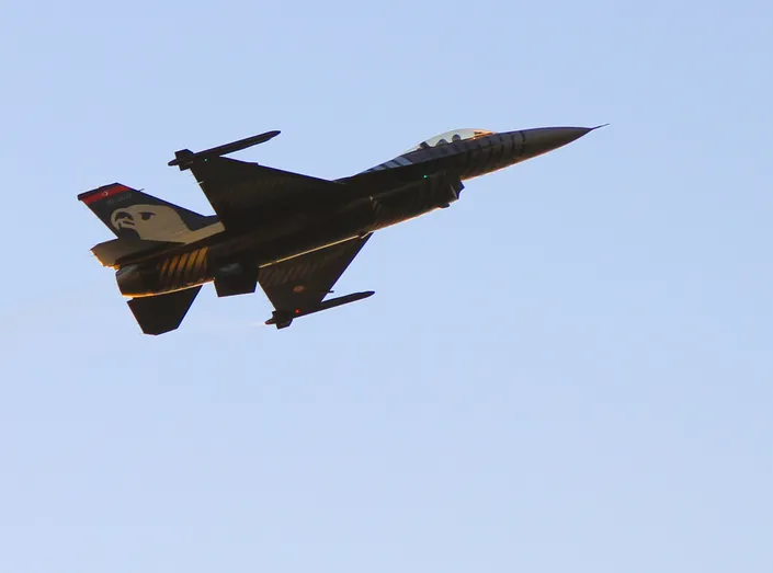 Turecki myśliwiec F-16