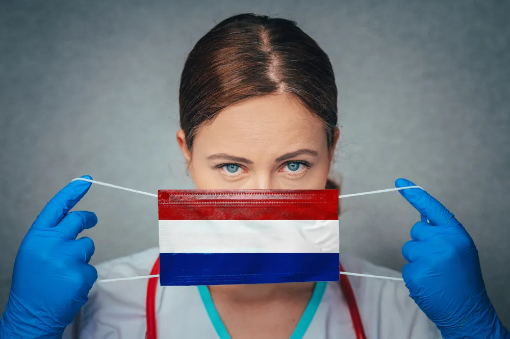 Opóźnienia programu szczepień w Holandii. Powód? Problemy z dostawami preparatów