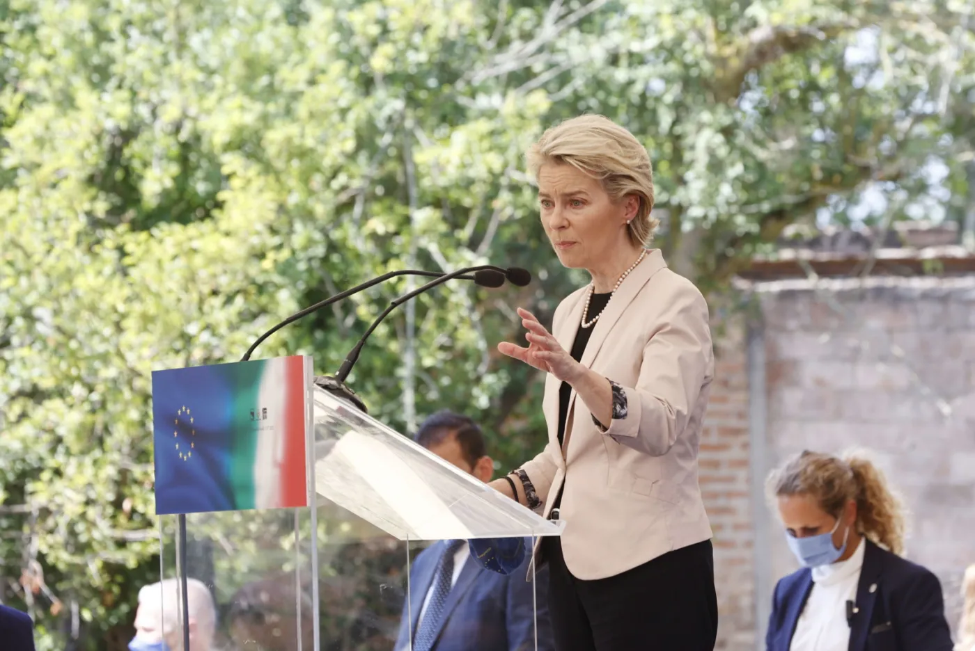 Von der Leyen: ponad 50 proc. wszystkich dorosłych w UE zostało w pełni zaszczepionych