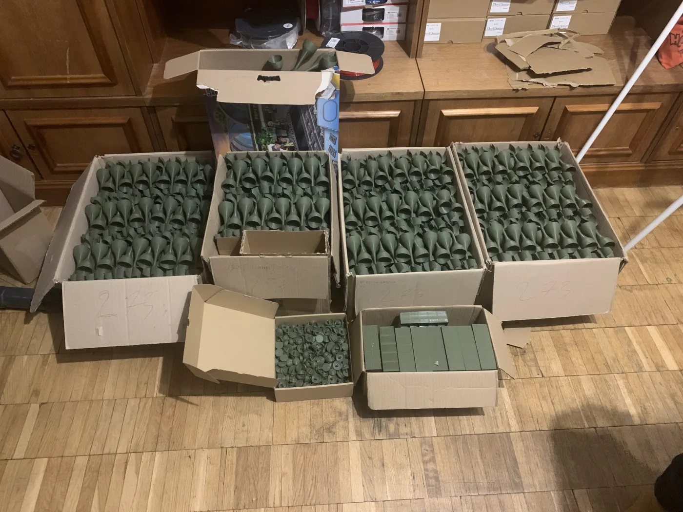 Ukraińska para produkuje w domu pociski 3D. "Wkład na front"