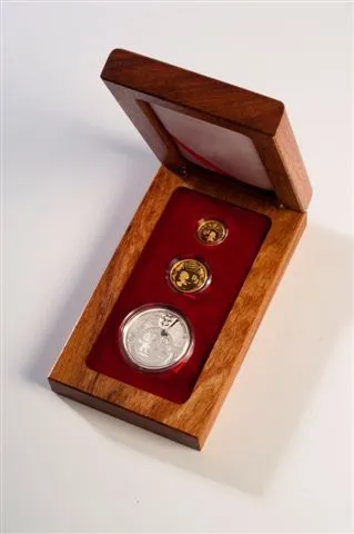 2009_collectors_set_1_217205.jpg