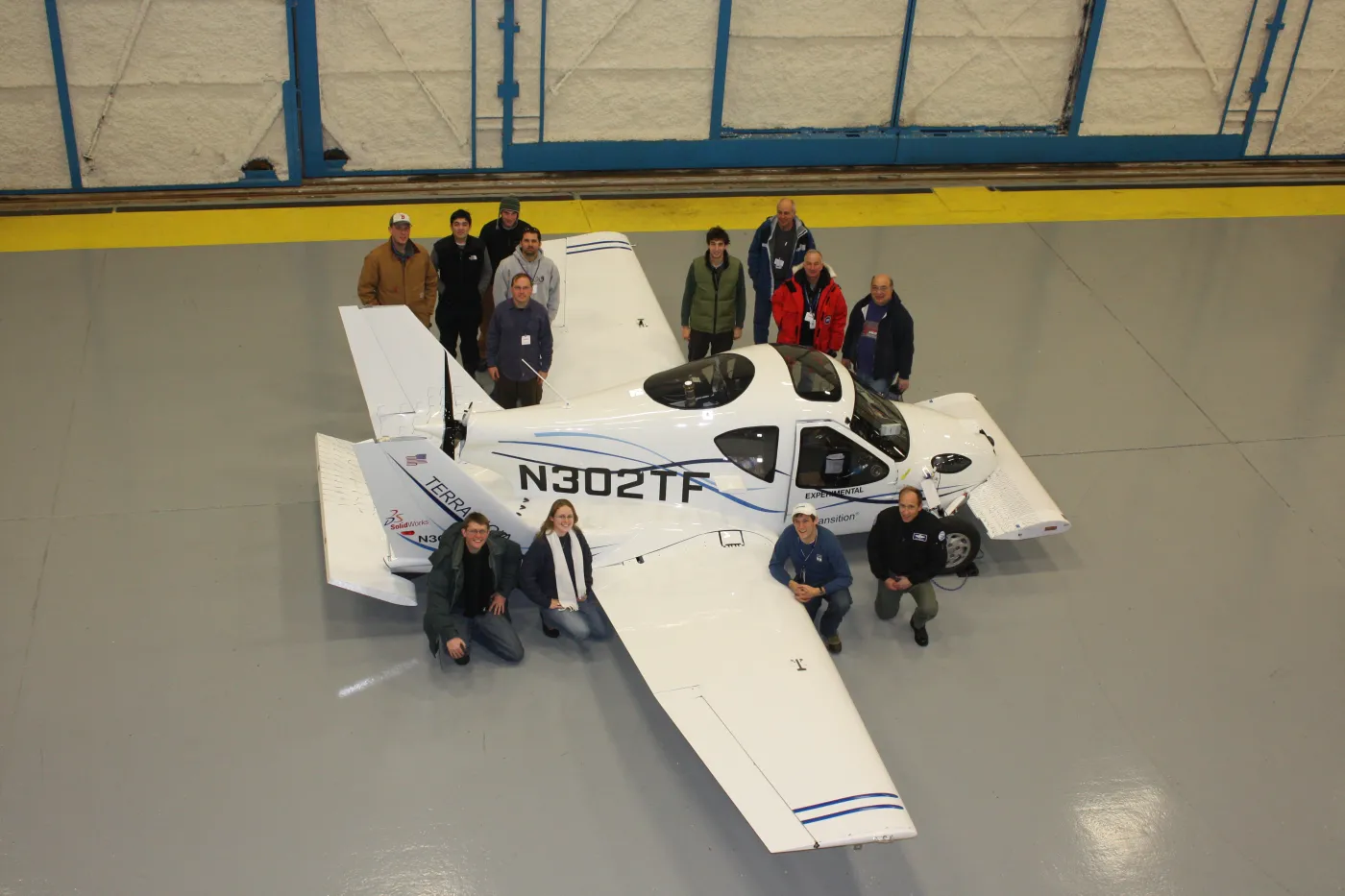 terrafugia_team_2009_236496.jpg