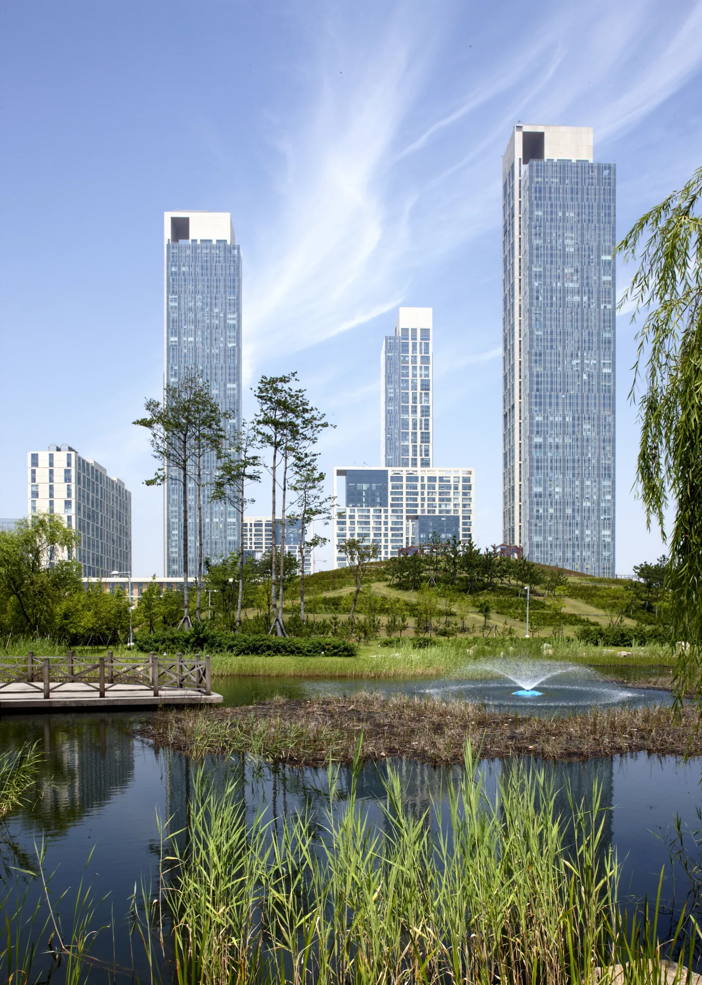 1059357-songdo-fwt-01-jaesunge.jpg