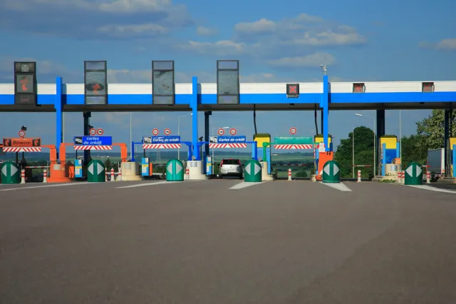 Kierowcy w Europie oszczędzają na opłatach za autostrady