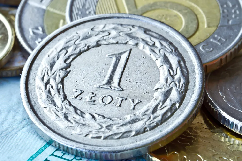 NBP: Deficyt na rachunku obrotów bieżących wyniósł 391 mln euro w czerwcu