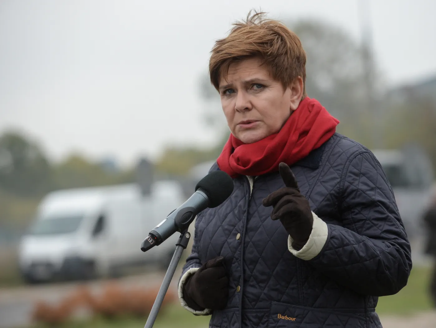 Szydło: Nie będziemy przekraczać procedury nadmiernego deficytu
