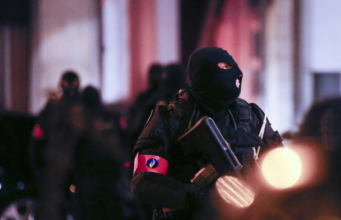 Najwyższy stopień alarmu terrorystycznego w Brukseli utrzymany do poniedziałku