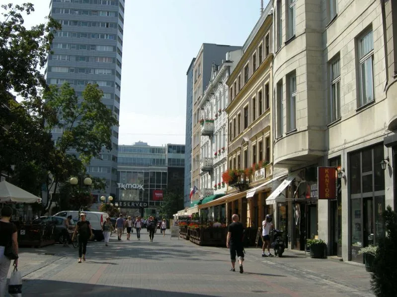 Głośna reprywatyzacja przy Chmielnej. Oto szczegóły kontrowersyjnej sprawy