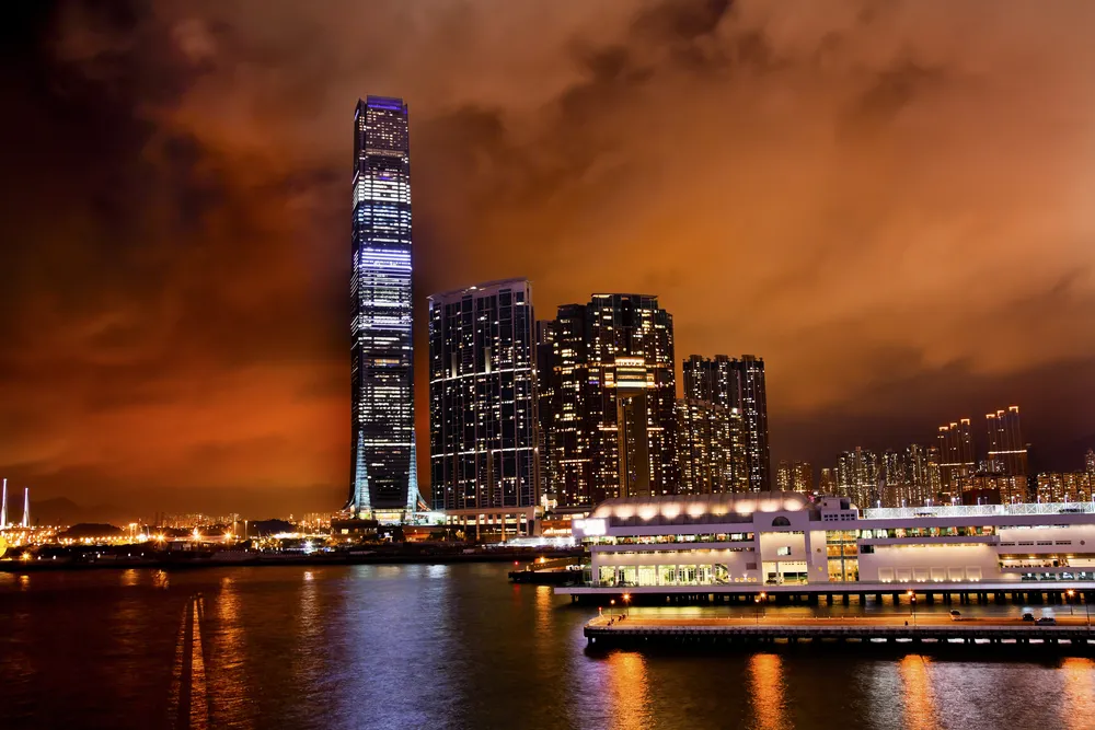 Jeden kraj, dwa systemy. Xi Jinping obiecuje poszanowanie autonomii Hongkongu