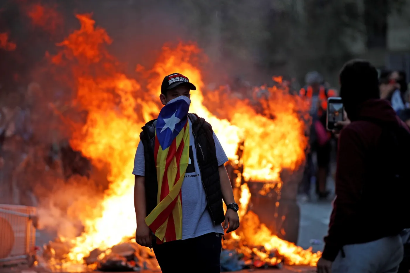 Katalonia wrze. Ponad pół miliona protestujących na ulicach Barcelonie