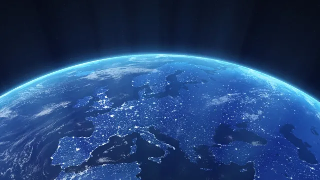 KE chce zawieszenia na rok opłat za CO2 od przewoźników spoza UE