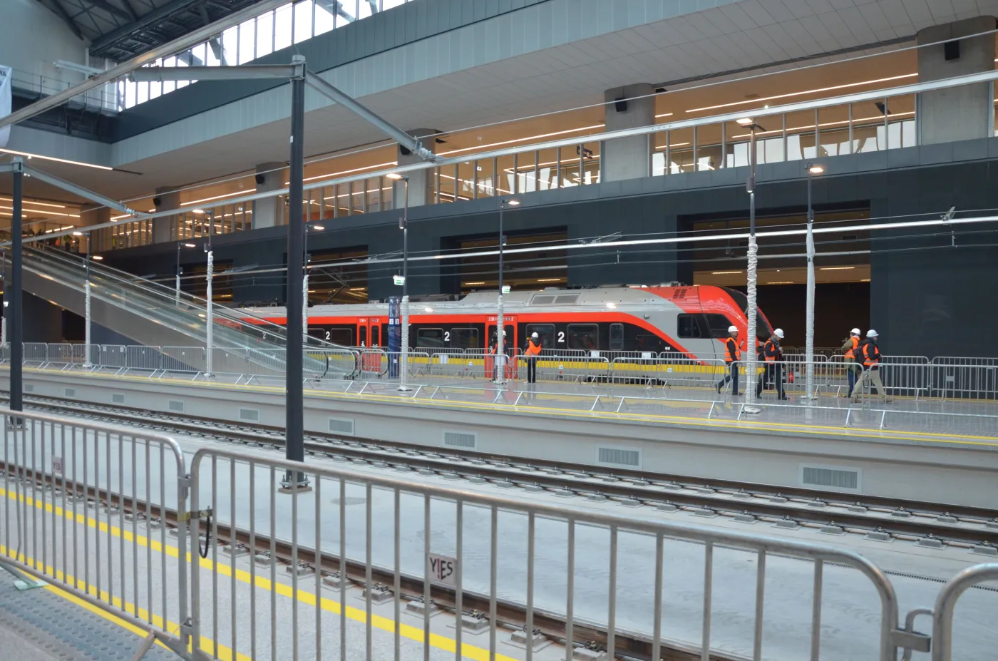 2749323-lodz-fabryczna-2-12.jpg