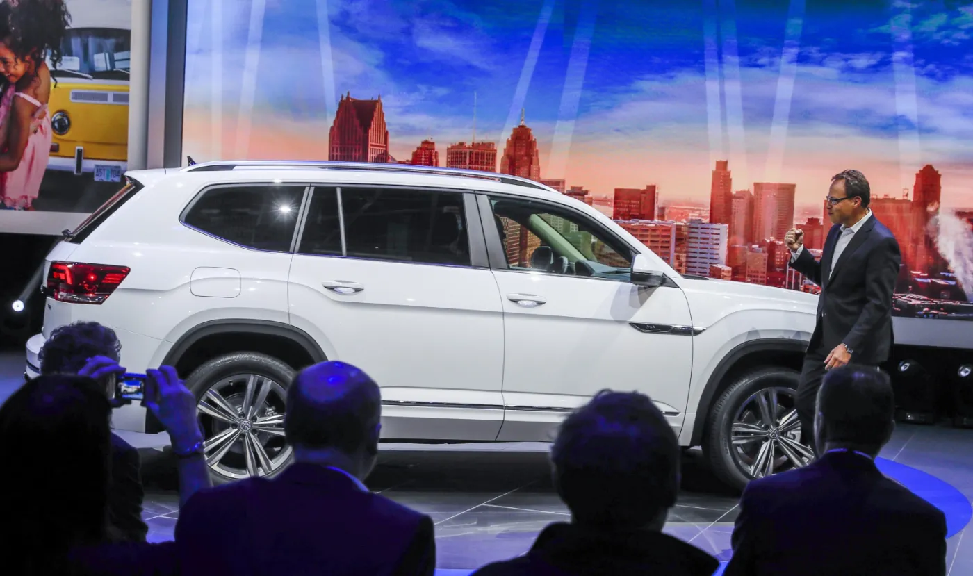 2780085-volkswagen-atlas-suv.jpg