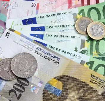 Analitycy: Kursy walut nadal mogą się mocno wahać