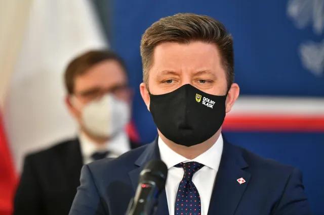 Dworczyk: Do Polski przyjedzie 10 tysięcy sztuk szczepionek