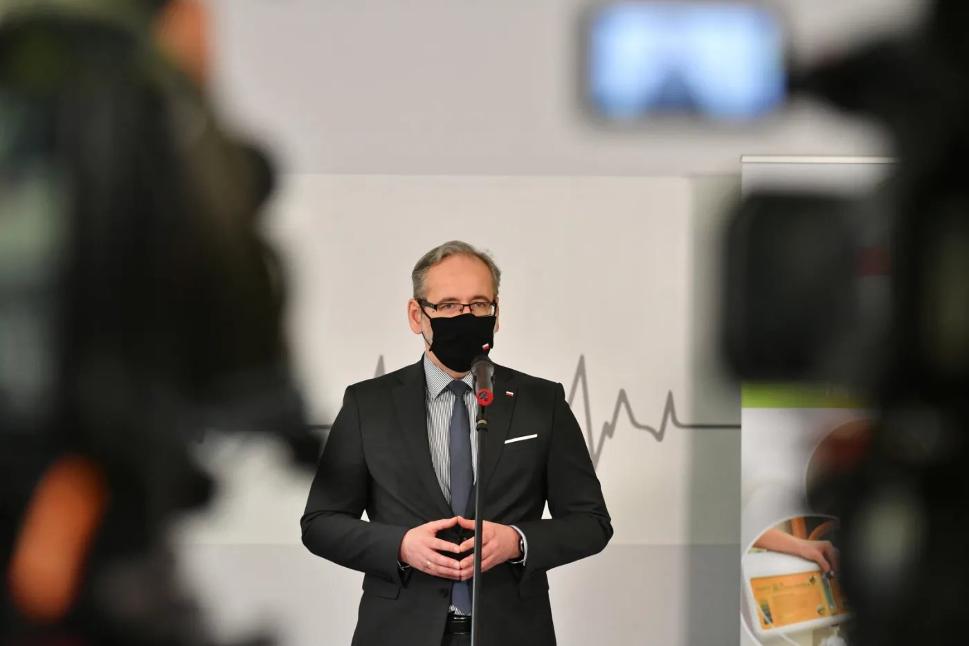 Niedzielski: Nie szczepiłeś się? Oczekuj telefonu [WYWIAD]
