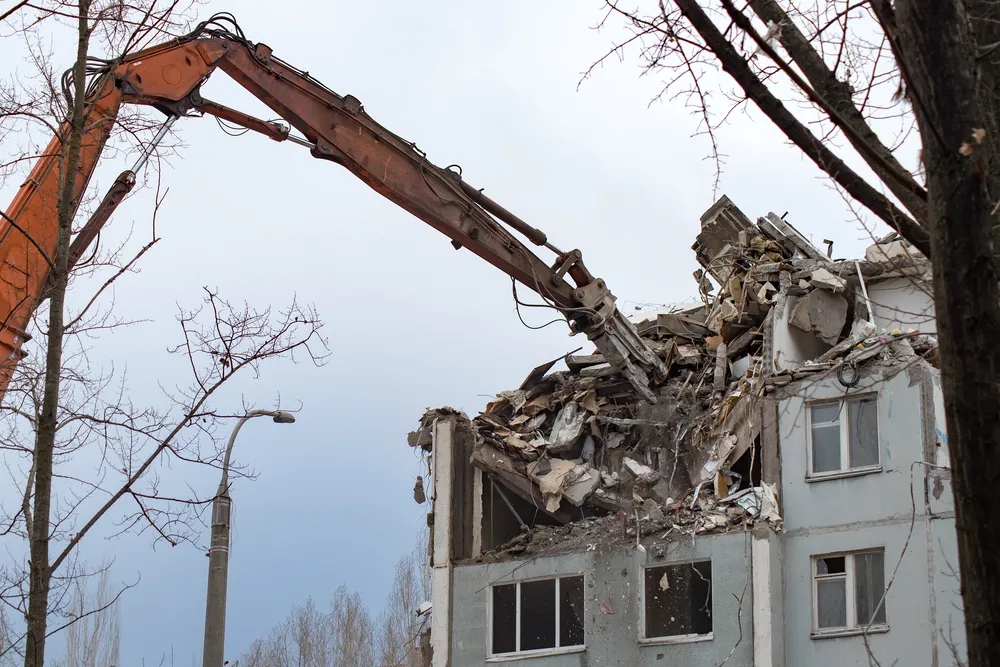 Koszty przymusowego wyburzenia przez urząd ponosi inwestor