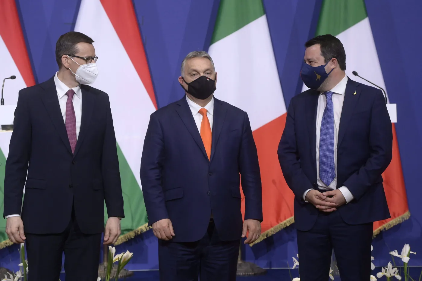 PO: Wczorajsze spotkanie w Budapeszcie to zejście z drogi, która zapewnia bezpieczeństwo Polski
