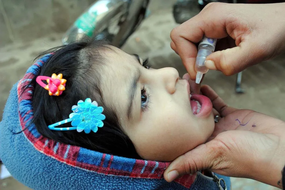 Prof. Gut: Polio z Ukrainy może zagrozić Polsce