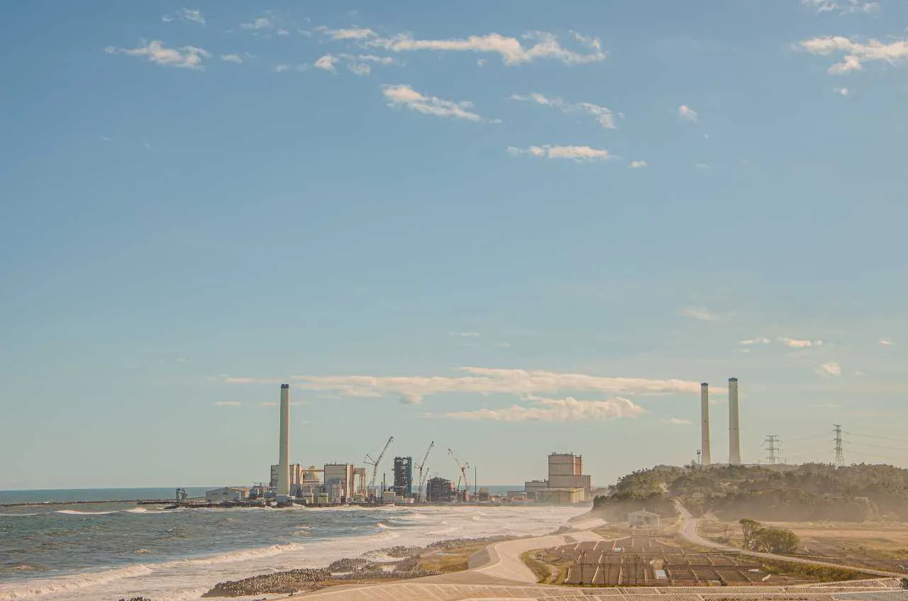 Skażona woda z elektrowni jądrowej w Fukushimie popłynie do morza przez tunel