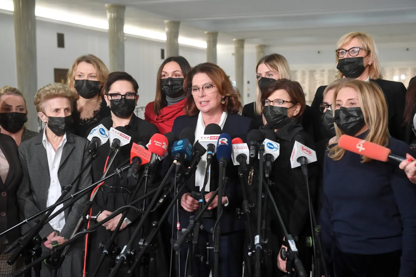Kidawa-Błońska apeluje do rządu, by przygotował jasne wytyczne dla lekarzy ws. aborcji
