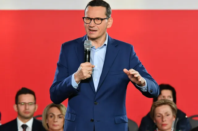 Premier: Od 1 stycznia cena energii elektrycznej w Polsce będzie zamrożona