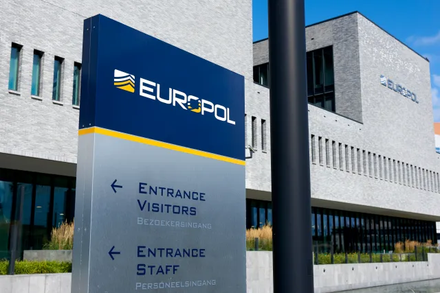 Dane przypadkowych osób przechowywane w bazie Europolu