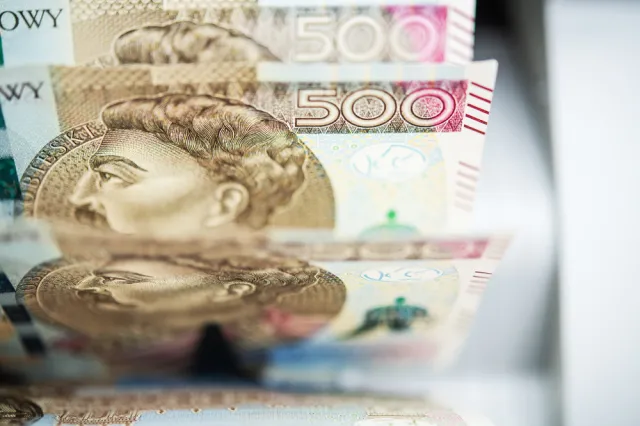 Minimalne wynagrodzenie za pracę, stawka godzinowa i inne świadczenia