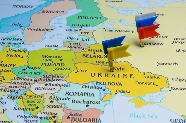 Konflikt Rosja - Ukraina: Paryż wybiera delikatniejszy kurs, a Londyn ostrzejszy